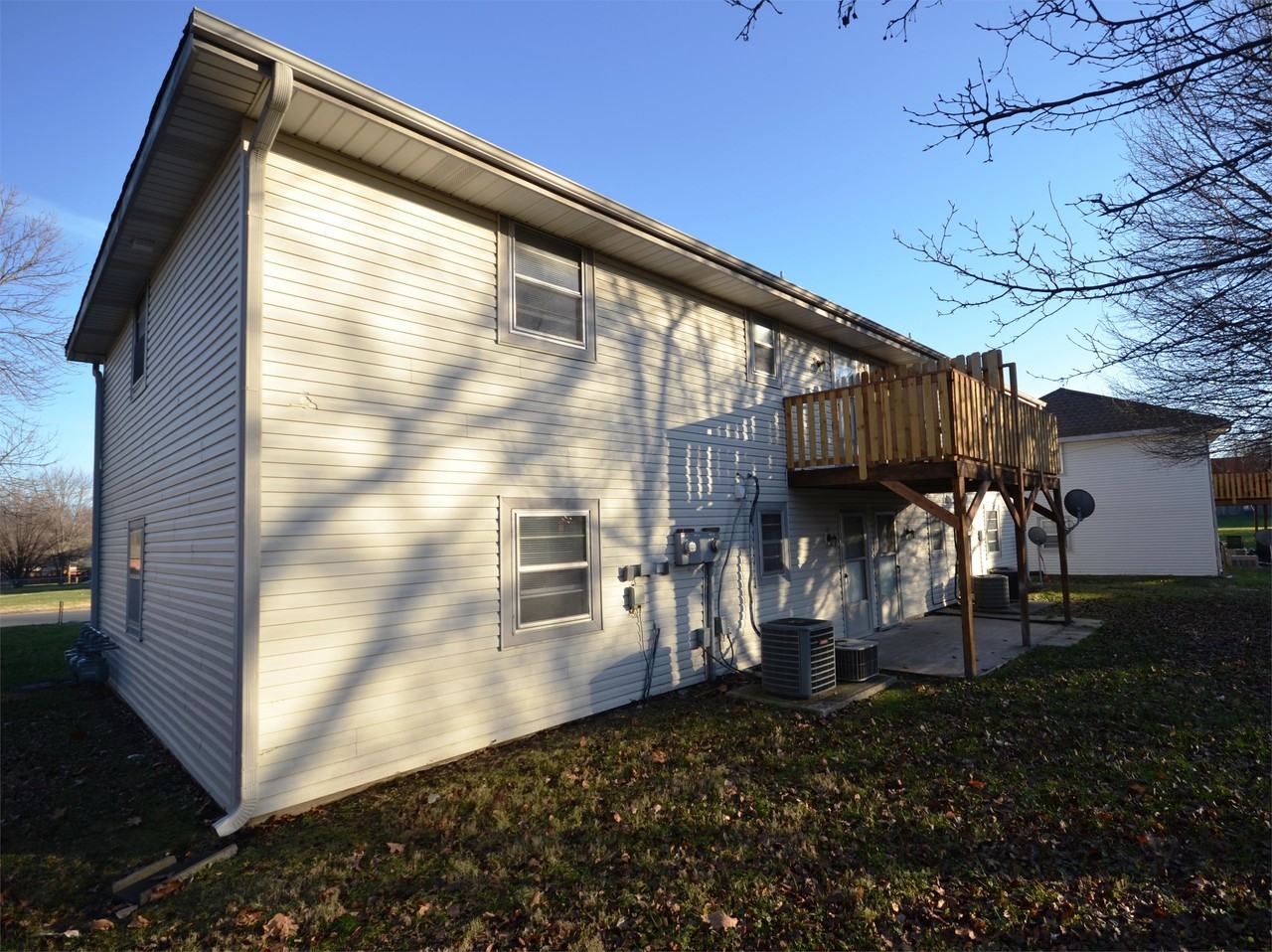 214 Se Wingate St #A - Photo 6 of 7