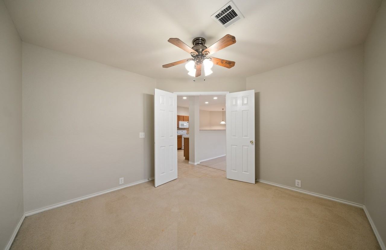 5125 Knollwood #1 - Photo 5 of 35