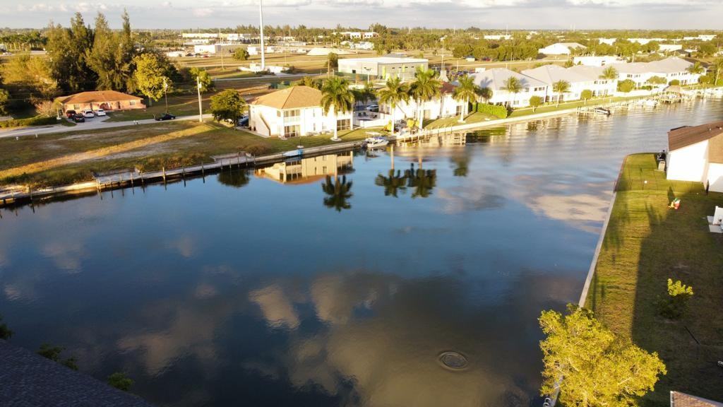 419 Sw 4th St #1 - Photo 6 of 31