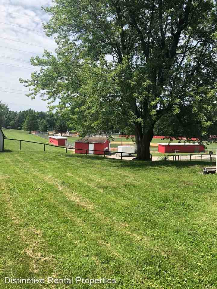 157-163 W South Street - Photo 2 of 2