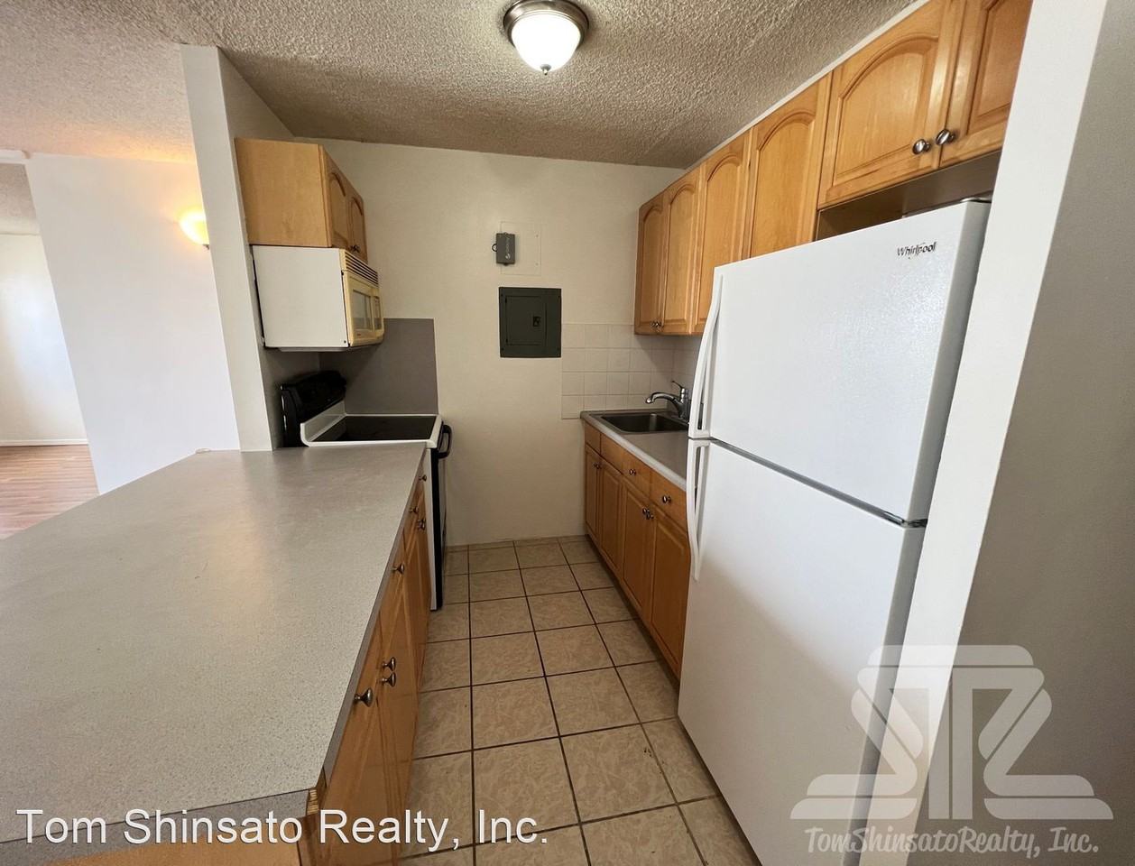 Pearl Ridge Garden & Tower 98-1038 Moanalua Road #7-1803 - Photo 2 of 11