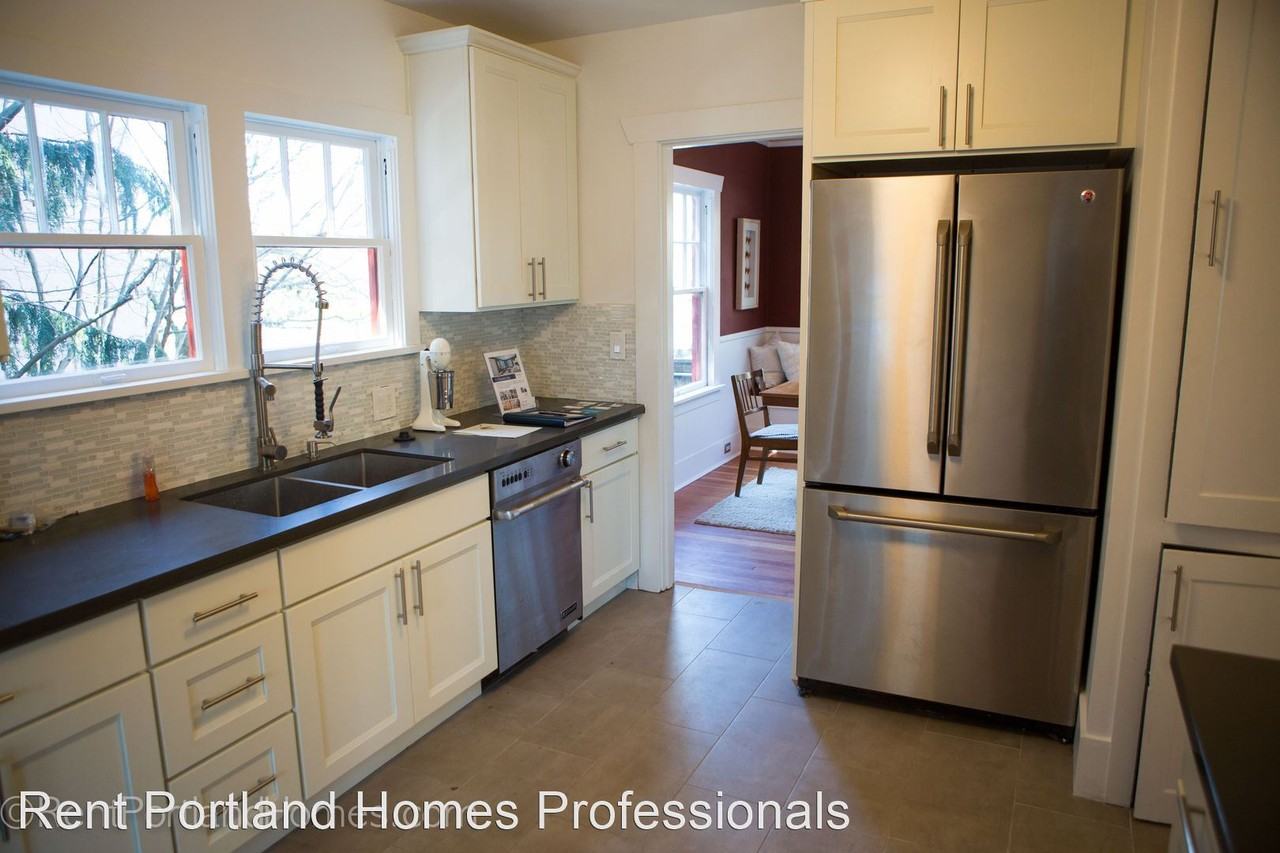 5528 Se Belmont St - Photo 2 of 50