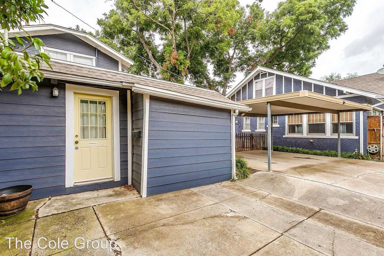 1404 Forest Park Blvd - Photo 2 of 21