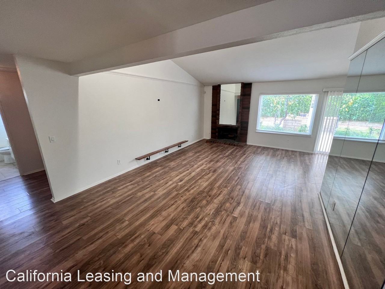 23047 Garzota Dr - Photo 3 of 13