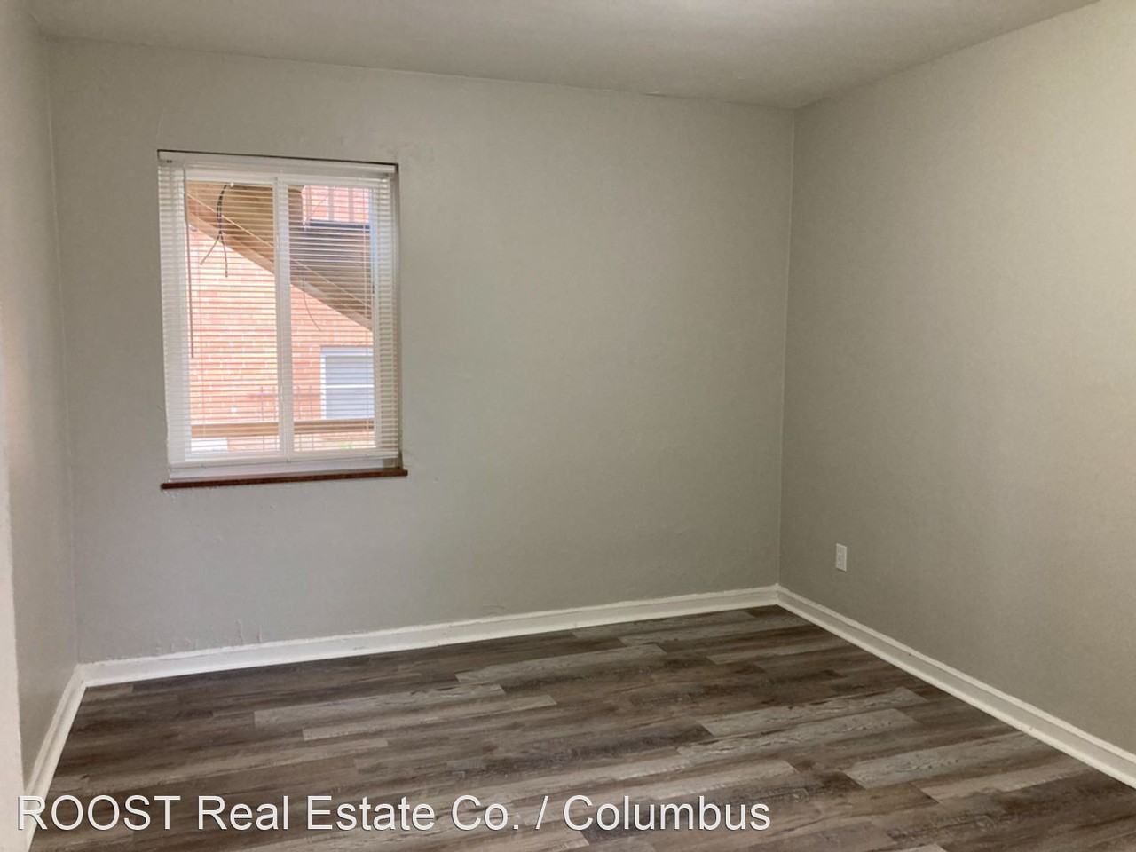 1009 Lilley Avenue - Photo 2 of 7