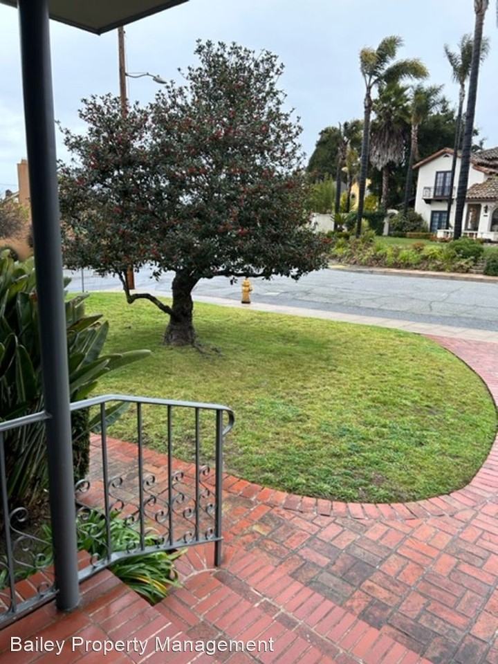 20 Gonzales St - Photo 3 of 39