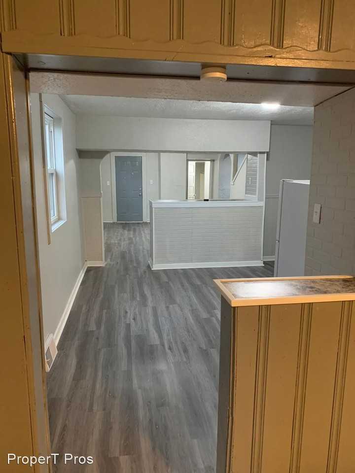 1328 W Columbia St - Photo 3 of 23