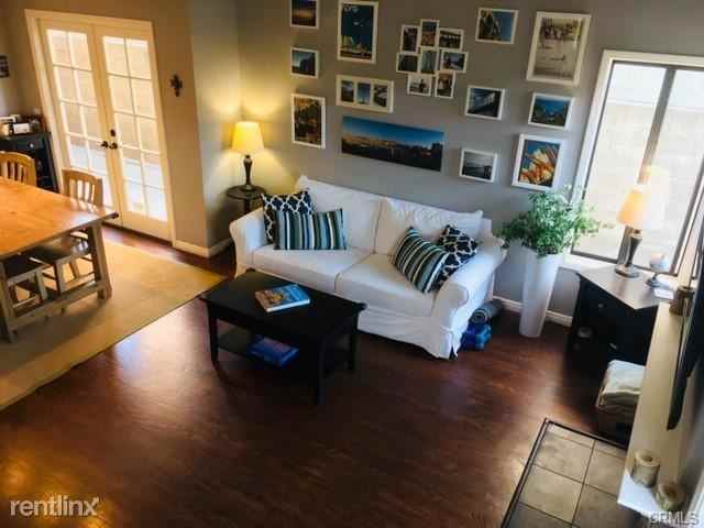 117 E Wilson St #1 - Photo 2 of 10