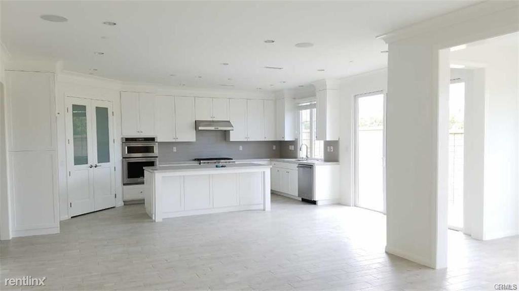 121 Velvetleaf - Photo 3 of 7