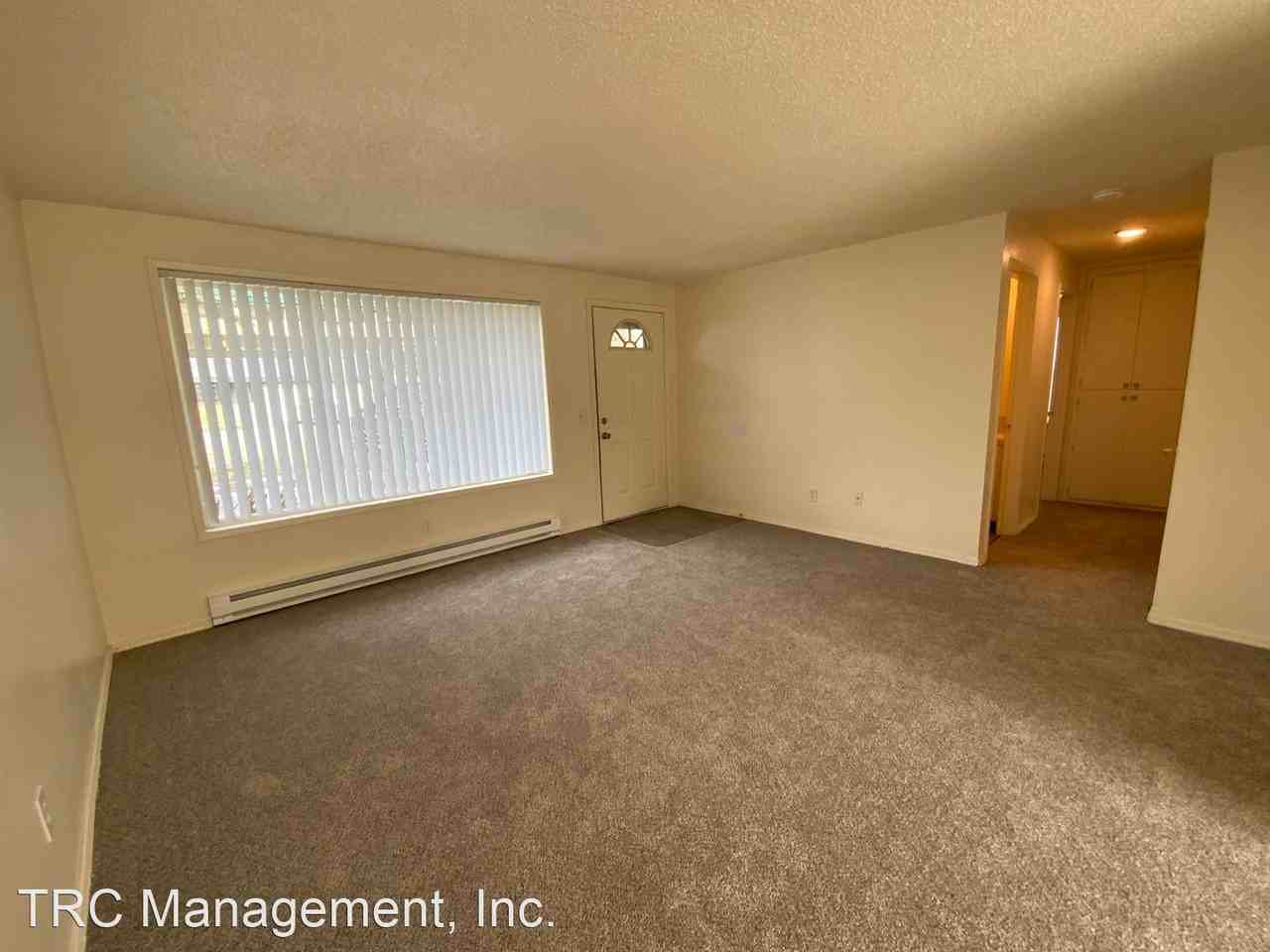 1408 Palm Ave - Photo 2 of 10