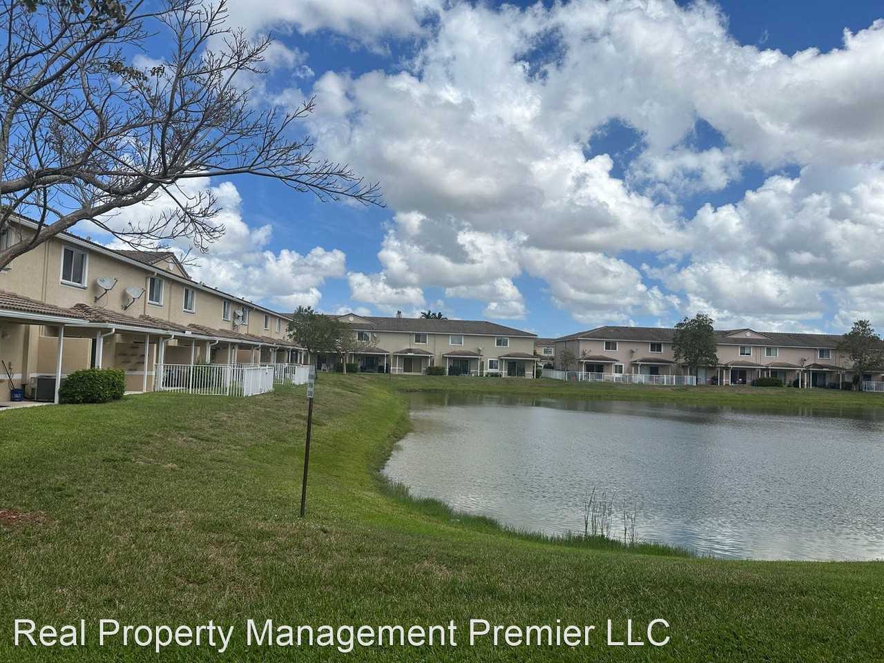 5954 Royal Way - Photo 2 of 20