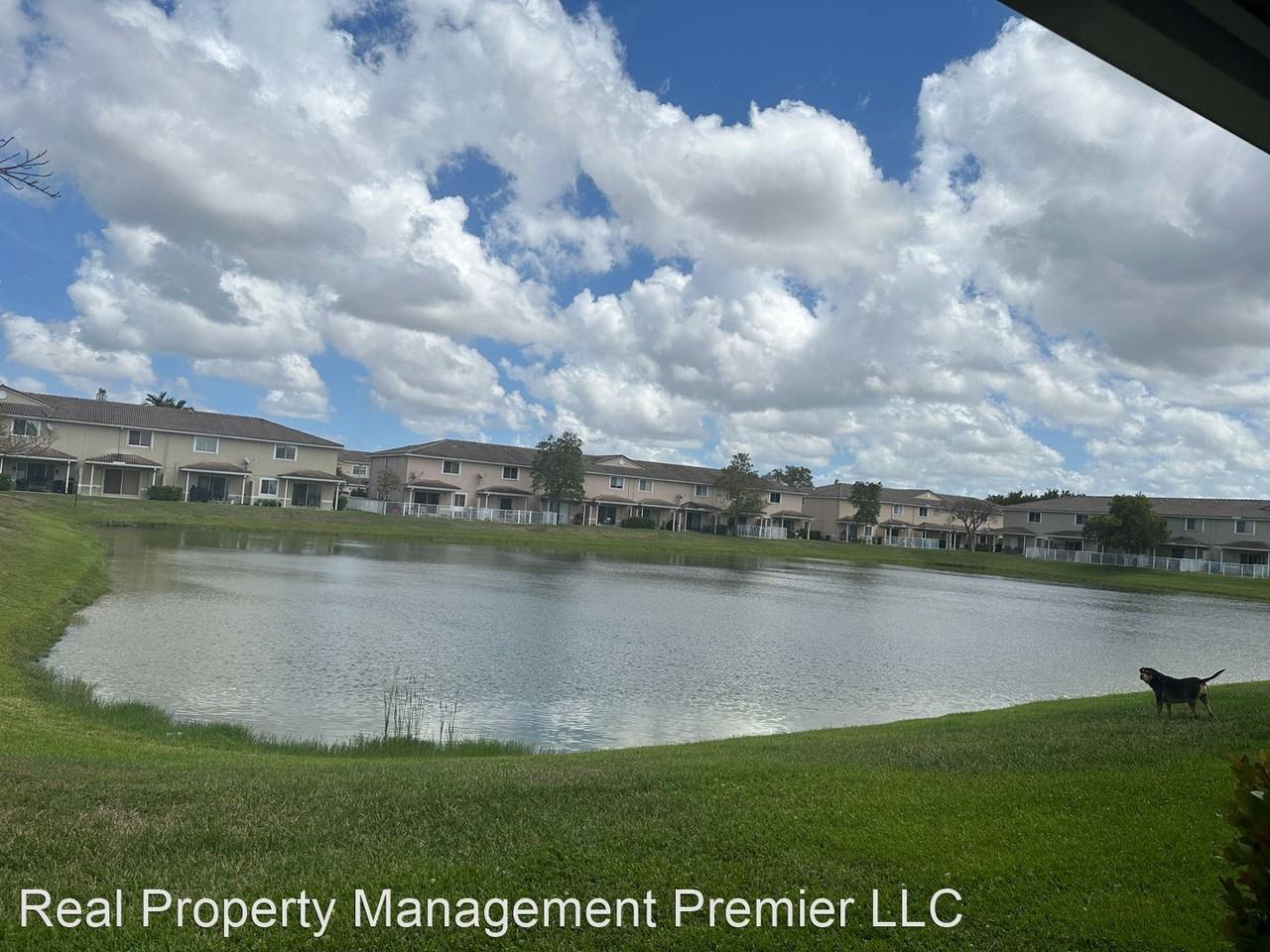 5954 Royal Way - Photo 3 of 20