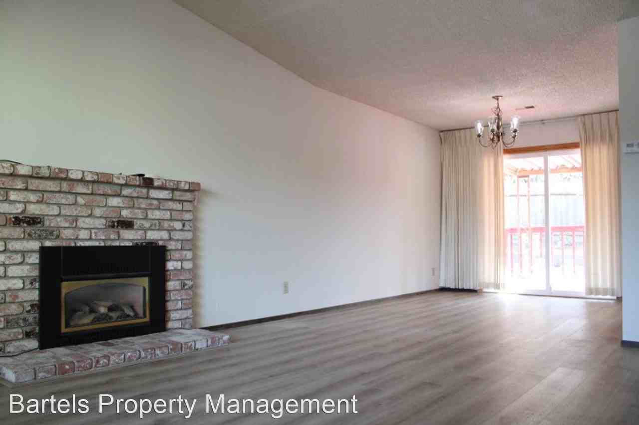 5404 Martis Ct - Photo 2 of 23