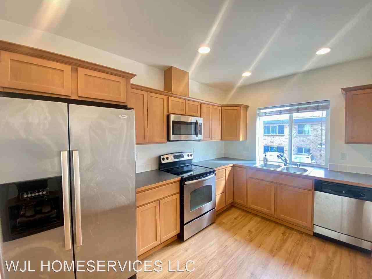 4010 14th Ave S #A - Photo 2 of 15