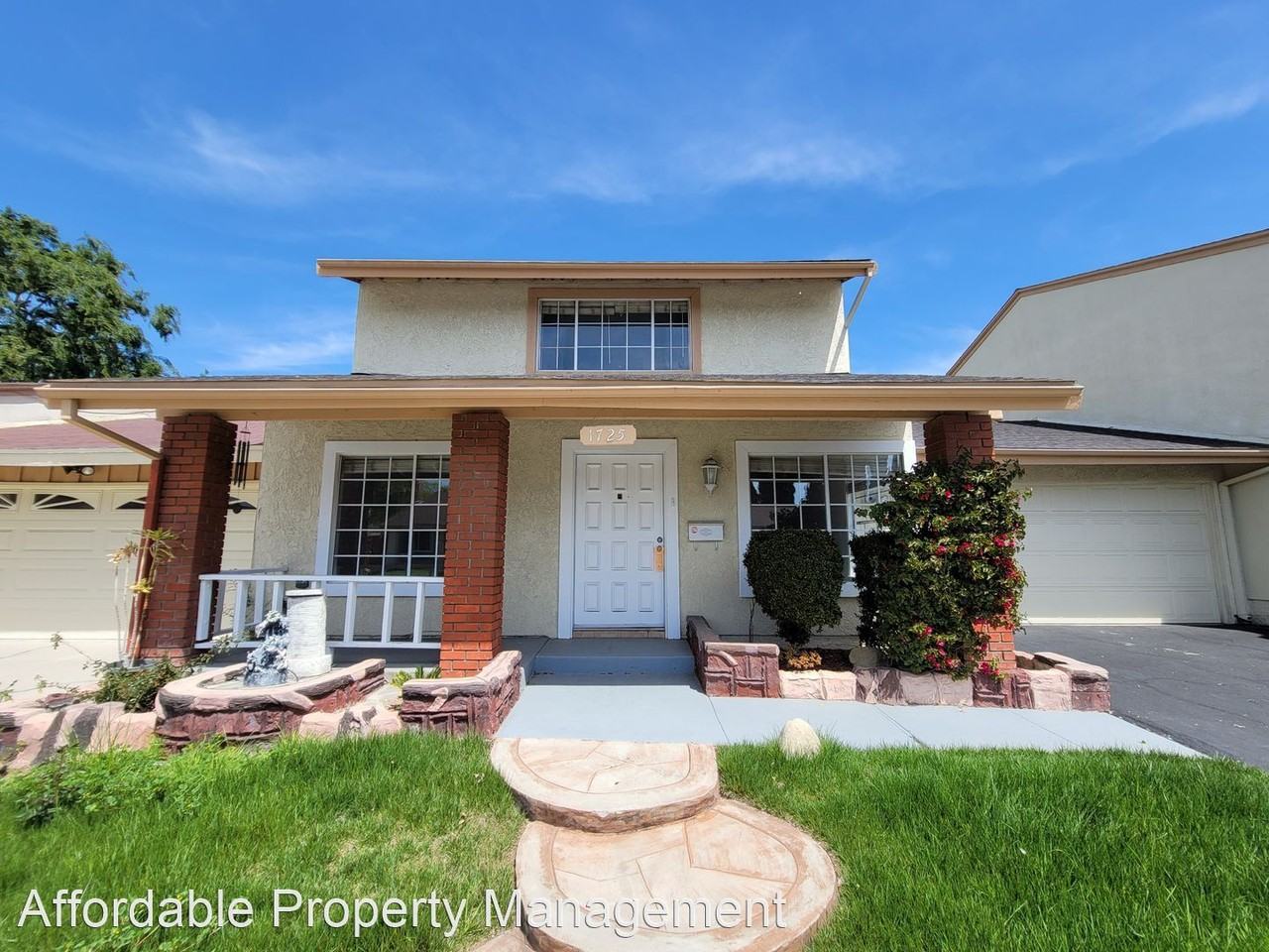 1725 Glenridge Cir - Photo 2 of 14