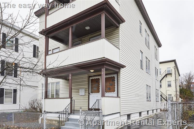 52 Mansfield St #1 - Photo 6 of 6