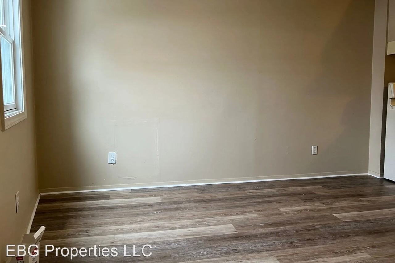 809 Harrison Ave - Photo 3 of 13