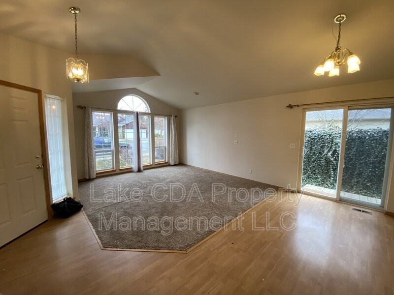 1620 W Canfield Ave - Photo 3 of 14