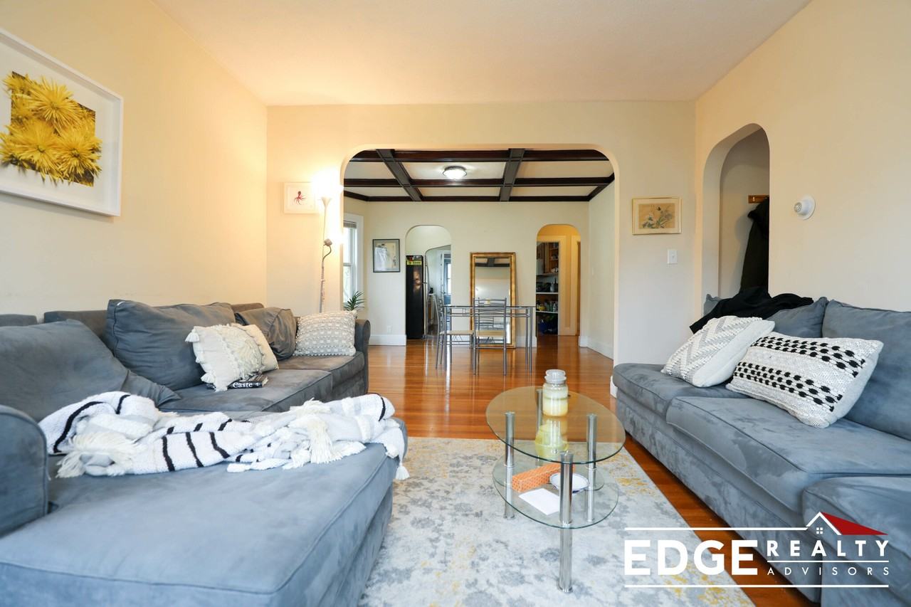 39 Nottinghill Rd #2 - Photo 2 of 19