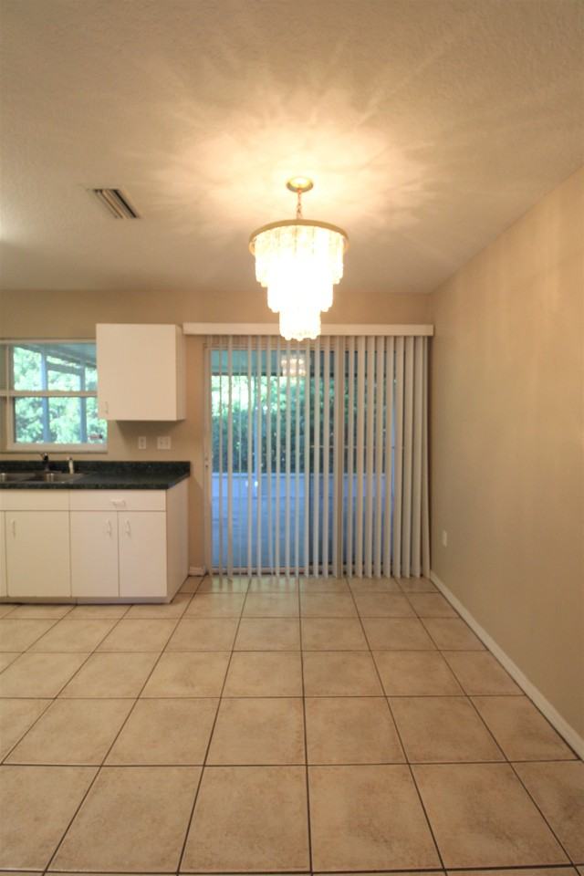 2311 18th Ave E - Photo 4 of 16