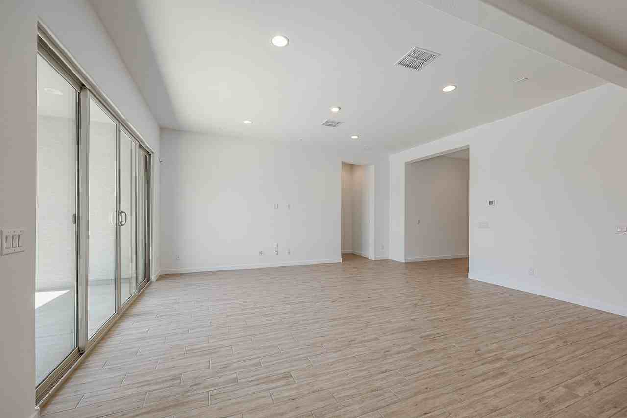 2631 W Pecan Rd - Photo 5 of 43