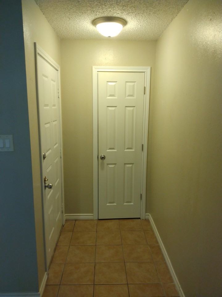 6865 Whitby Ln - Photo 3 of 32