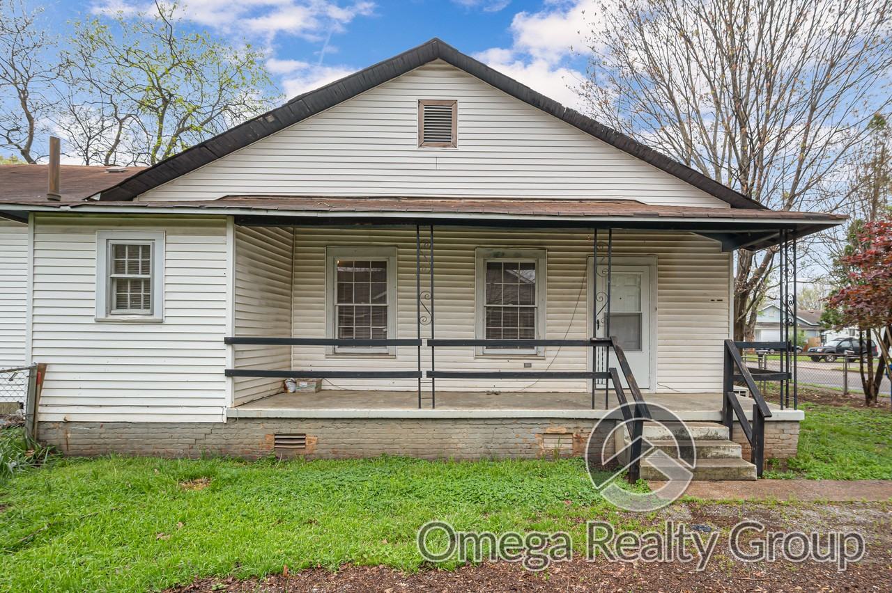 3210 Clopton St Sw - Photo 2 of 26