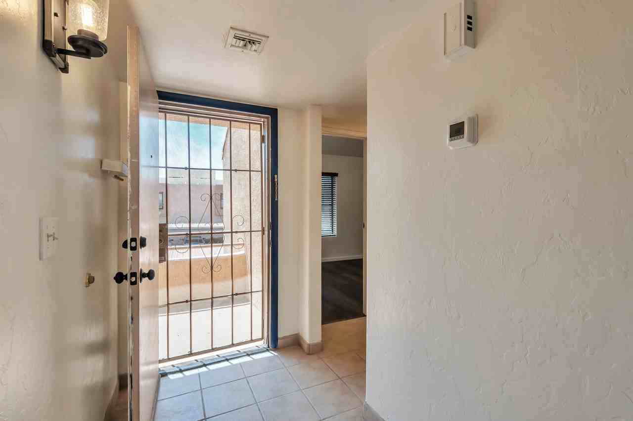 5675 N Camino Esplendora #2210 - Photo 3 of 25