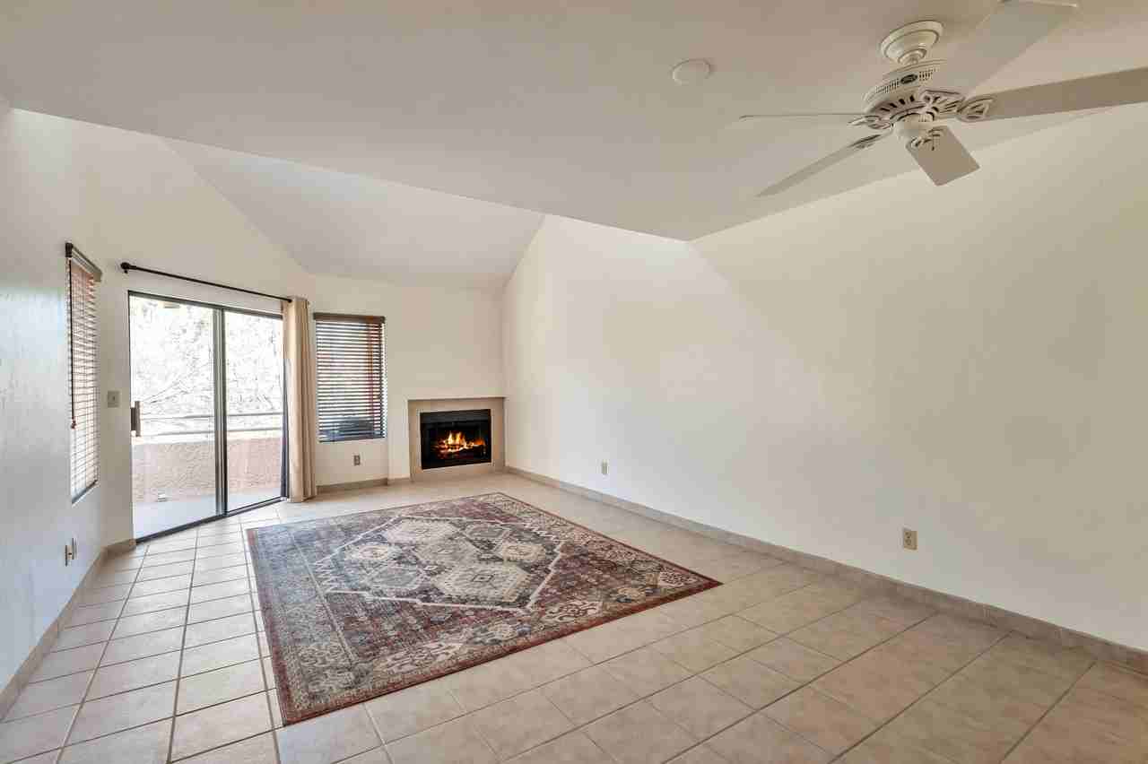 5675 N Camino Esplendora #2210 - Photo 5 of 25