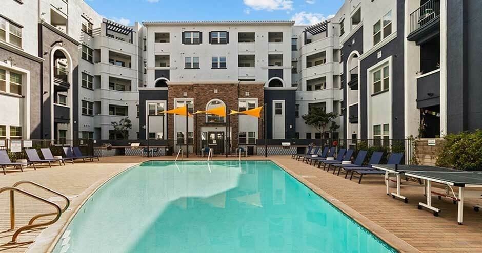 Iconic on Alvarado: Off-Campus Student Housing - Photo 7 of 50