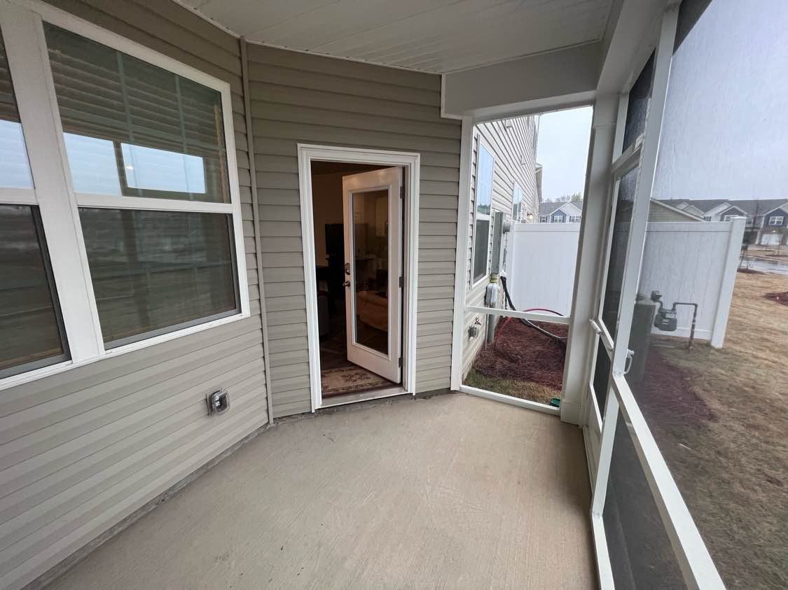 13931 Castle Nook Dr - Photo 3 of 35