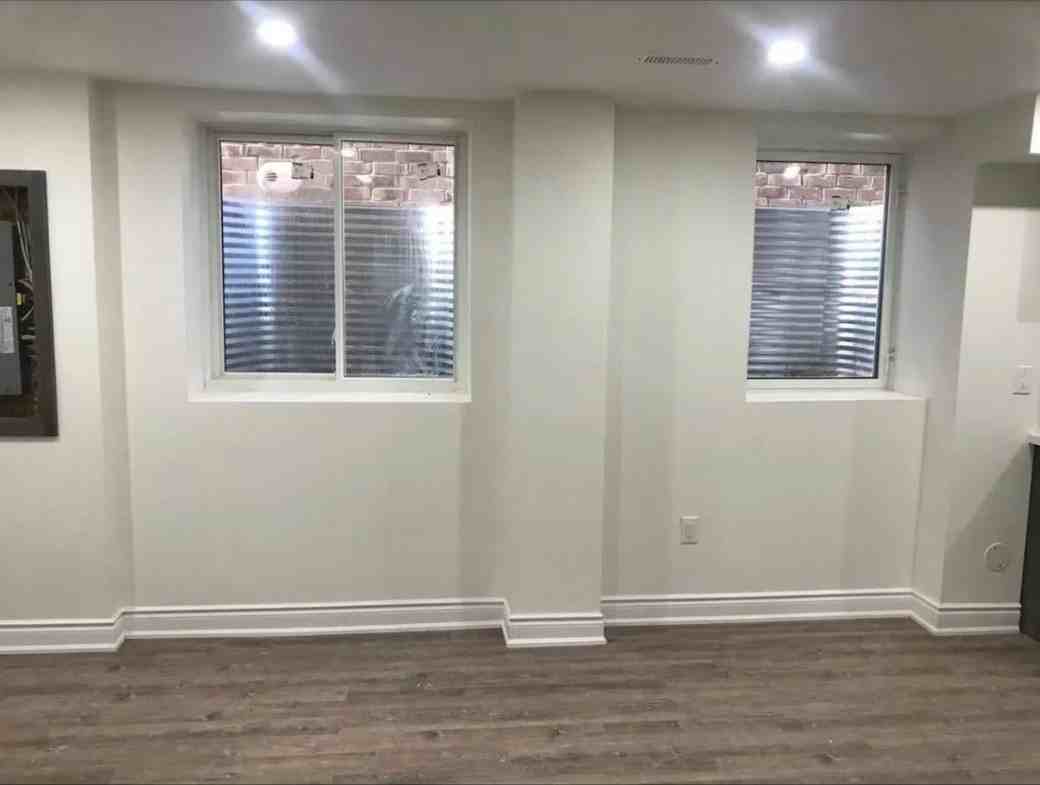 1315 Chretien Street - Photo 2 of 9