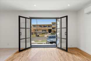 652 N Hayworth Ave #01 - Photo 1 of 1