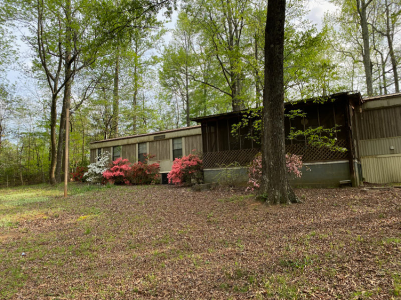 5027 Henderson Circle