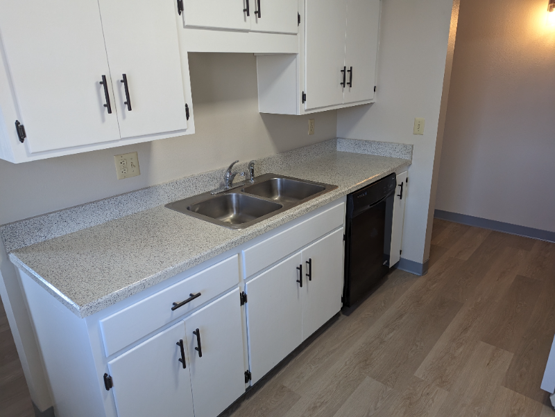 515 E Bradley St #1 - Photo 3 of 11