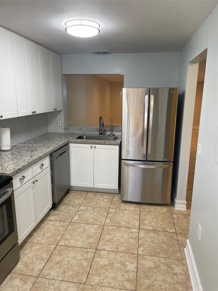 9920 Nw 13th Ct #52 - Photo 2 of 8