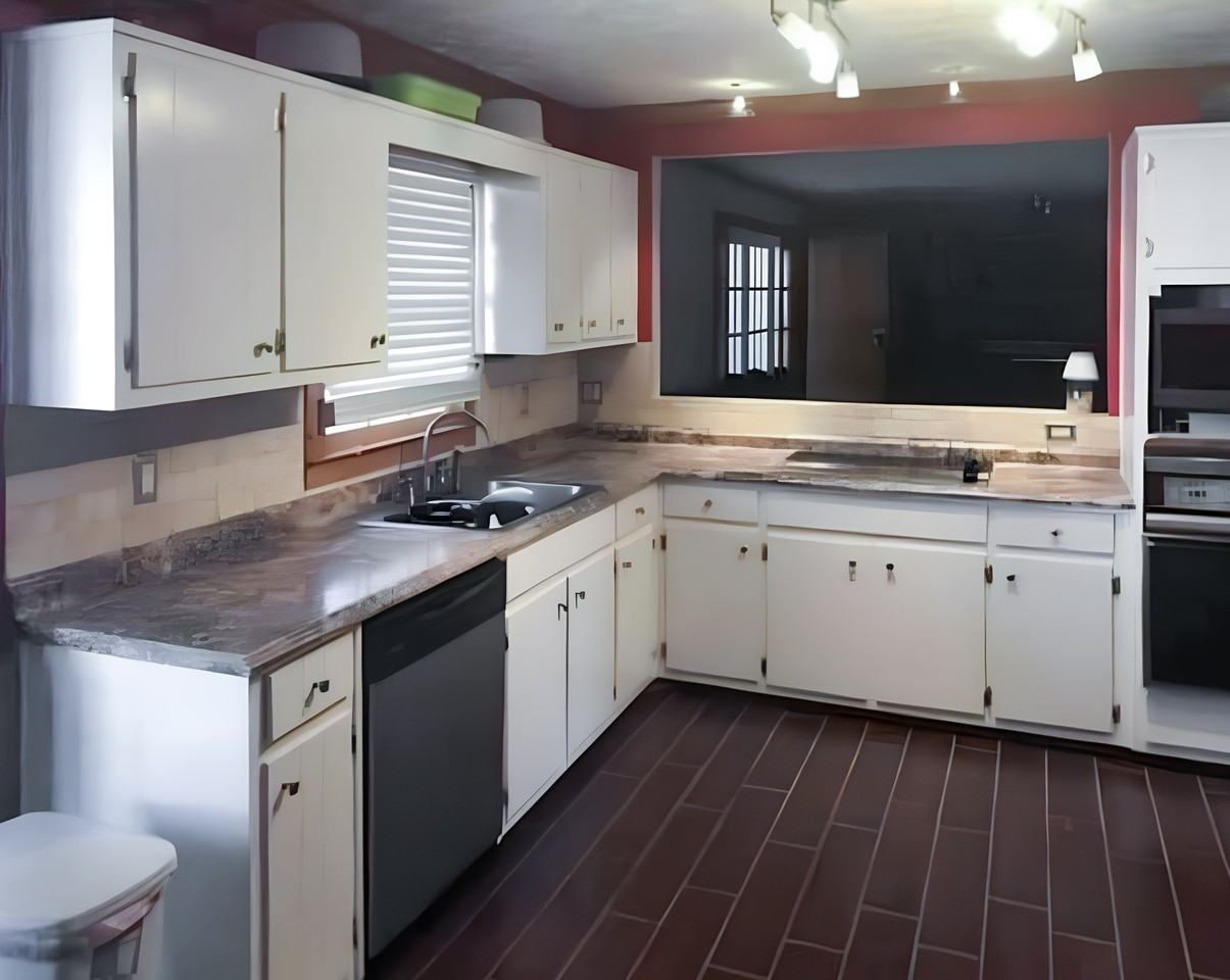 Azalea Court - Photo 4 of 11