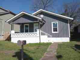 featured image of 218 N Hickory St #1