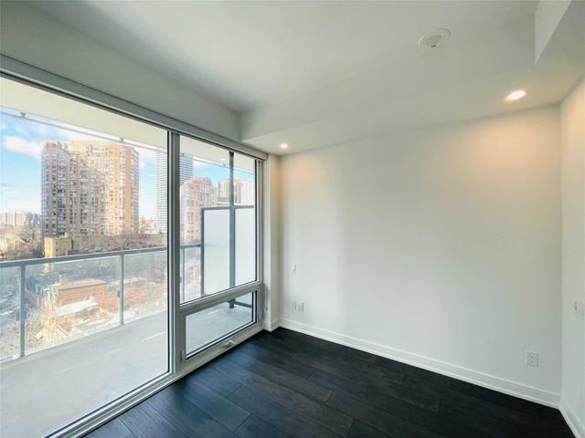 3 Gloucester Street #909