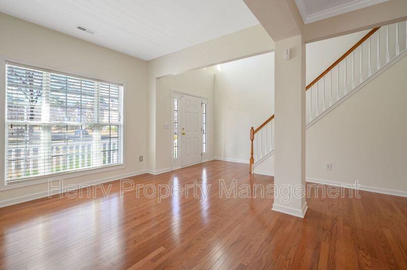 153 Presidents Walk Ln - Photo 3 of 20