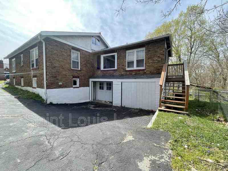 3529 Belaire Pl - Photo 3 of 41