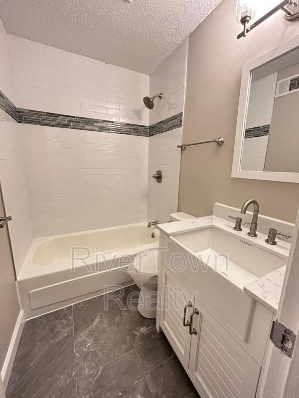 1176 Railton Rd - Photo 6 of 9