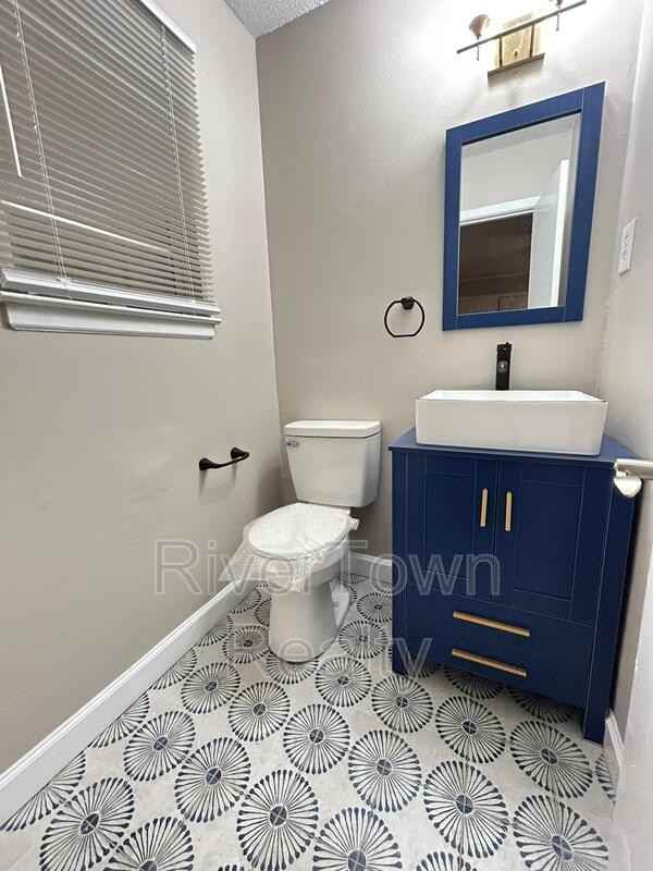 1176 Railton Rd - Photo 7 of 9