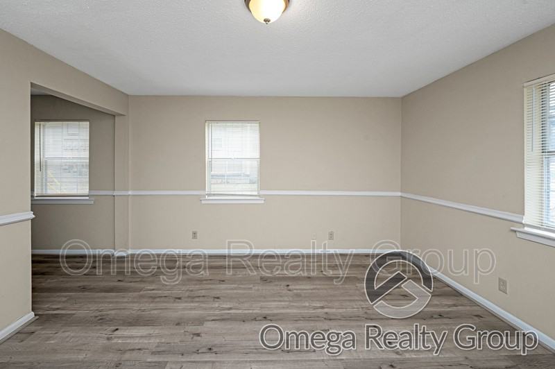 600 S Broadway Ave #B6 - Photo 6 of 25