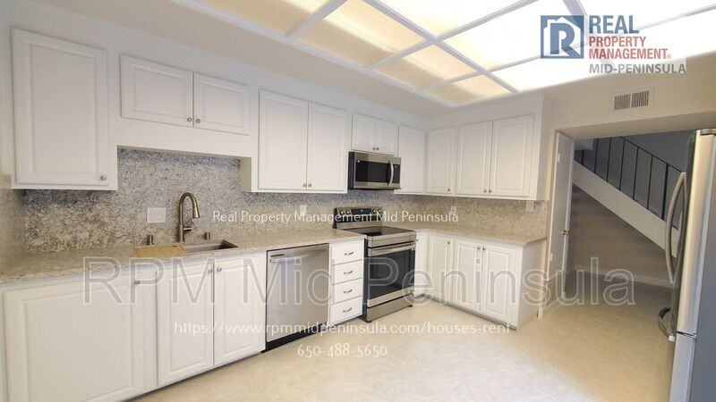 681 Beach Park Blvd - Photo 3 of 16