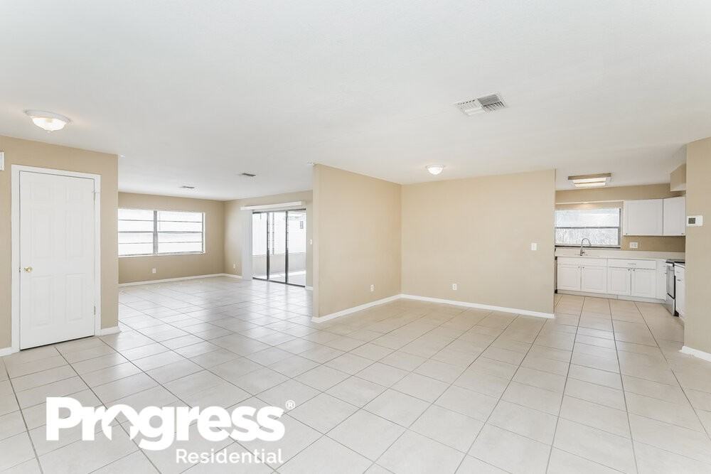 7932 San Miguel Dr - Photo 3 of 16