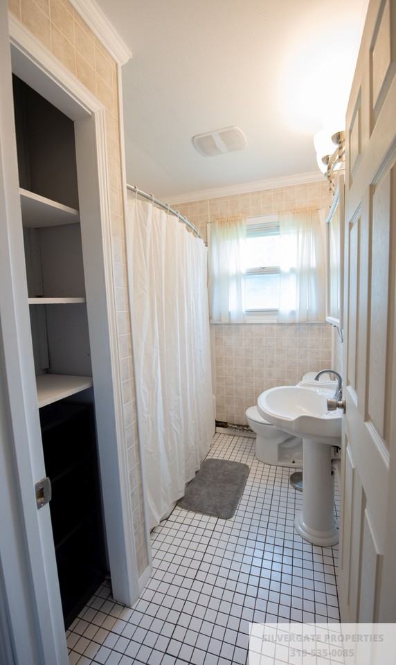 3711 Oakland Rd Ne - Photo 3 of 13