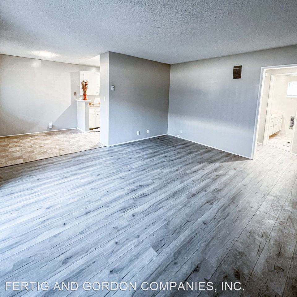 1815 Fremont Ave. - Photo 3 of 23