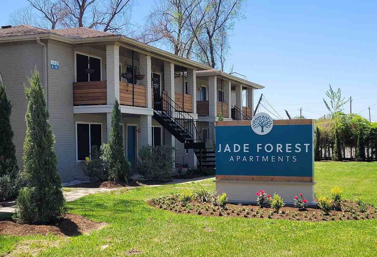 Jade Forest Apartments - Photo 7 of 12