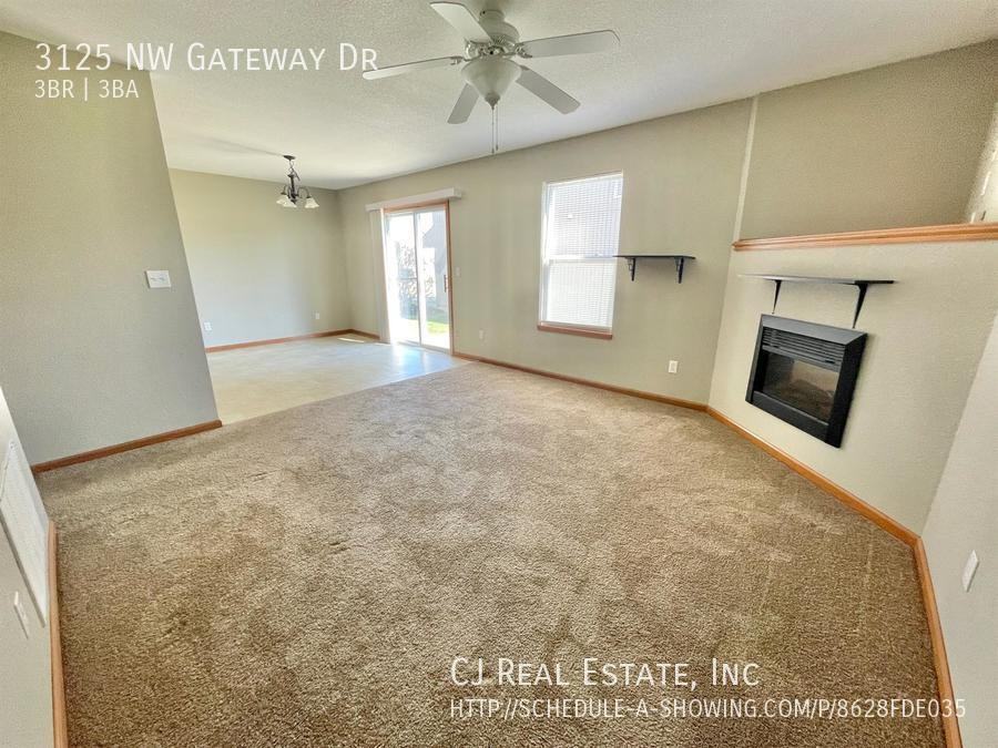 3125 Nw Gateway Dr - Photo 2 of 10